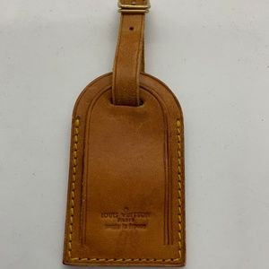 Louis Vuitton Luggage Tag. (LV1)